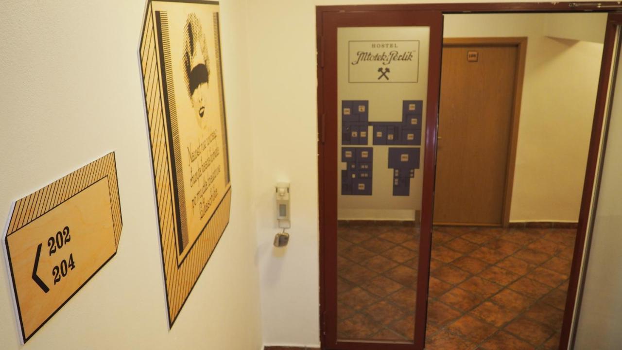 Hostel Mlotek I Perlik Tarnowskie Góry Εξωτερικό φωτογραφία