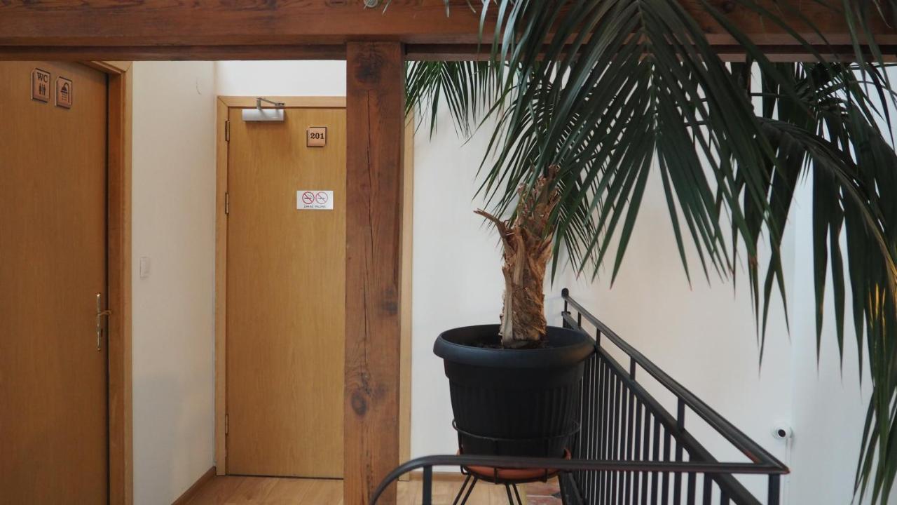 Hostel Mlotek I Perlik Tarnowskie Góry Εξωτερικό φωτογραφία
