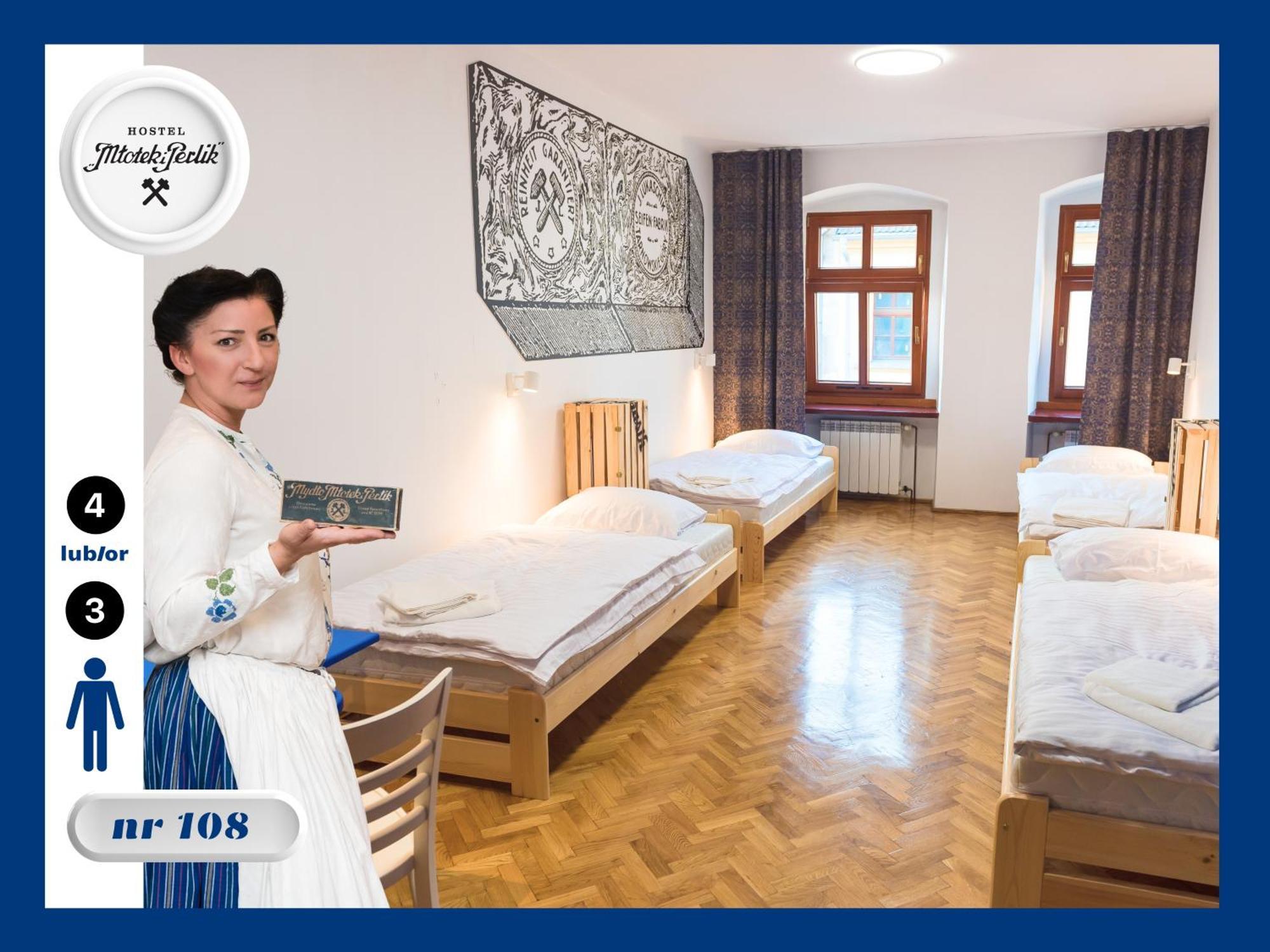 Hostel Mlotek I Perlik Tarnowskie Góry Εξωτερικό φωτογραφία